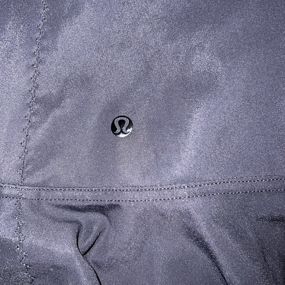 lululemon skirt with pockets - Picture 3 of 3